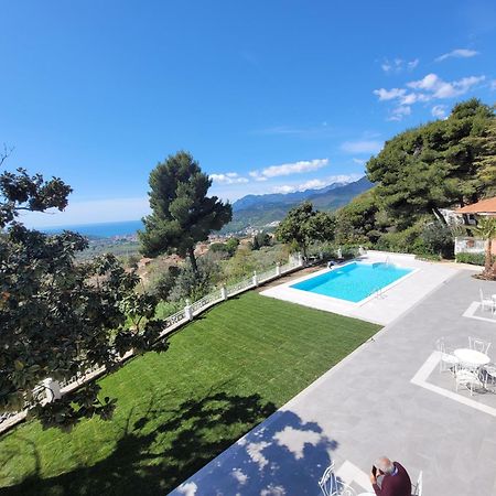Villa Esmeralda Salerno Exterior foto